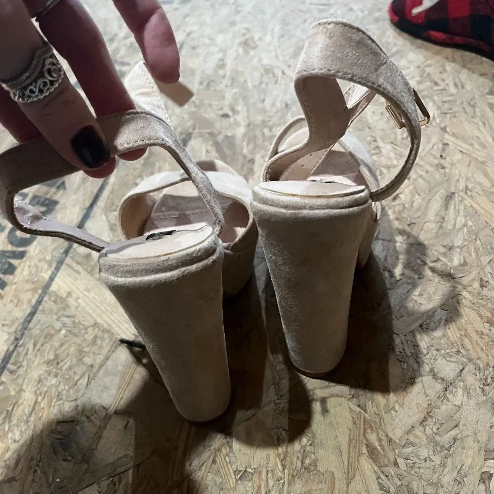 Vices Nude Platform sandals size 36